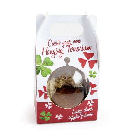 Ball hanging Clover brings happiness